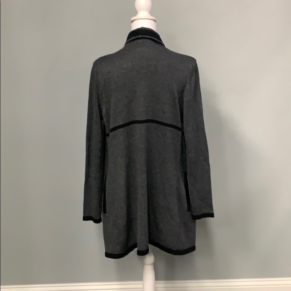 Sweater - Picture 3 of 5